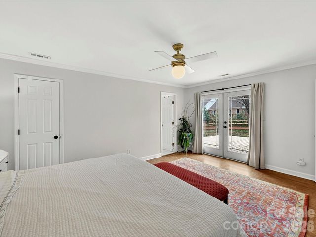 6518 Creekstone Place, Charlotte, NC 28213