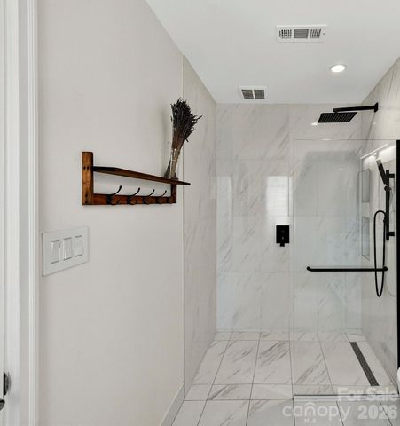 6518 Creekstone Place, Charlotte, NC 28213