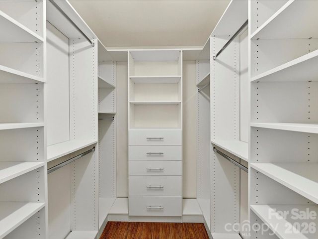 6518 Creekstone Place, Charlotte, NC 28213