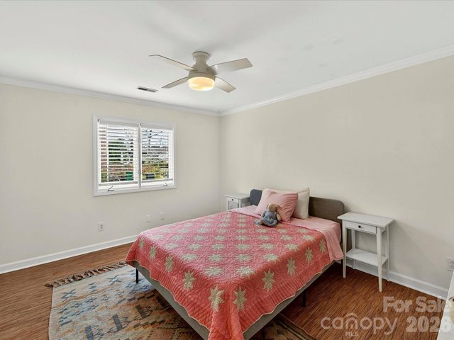 6518 Creekstone Place, Charlotte, NC 28213