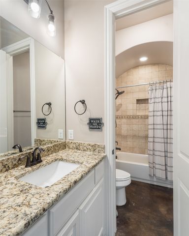 4640 Lake Breeze Drive, Mckinney, TX 75071