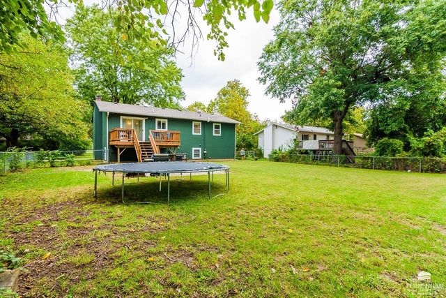 3216 Ella Lane, Manhattan, KS 66502
