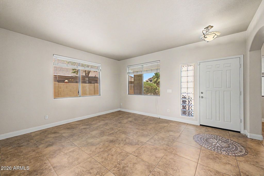 4415 E RUNAWAY BAY Drive, Chandler, AZ 85249 — photo 3