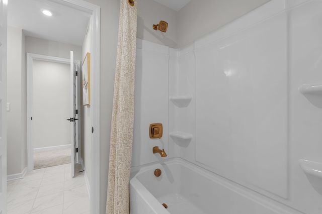 2012 Club View Way, Mount Juliet, TN 37122