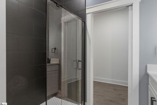 8 E Street, Greenville, SC 29611