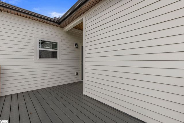 8 E Street, Greenville, SC 29611