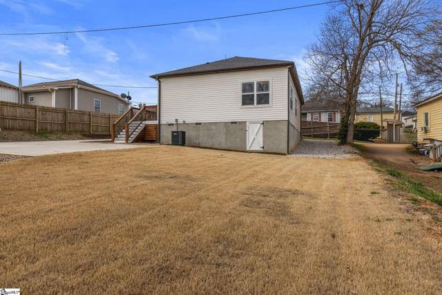 8 E Street, Greenville, SC 29611