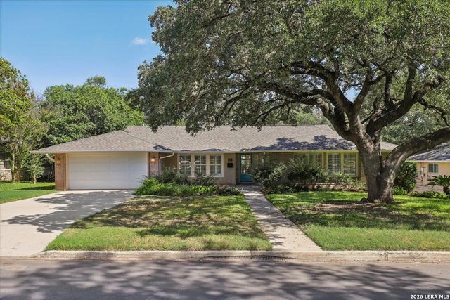 155 Hillview Dr, San Antonio, TX 78209