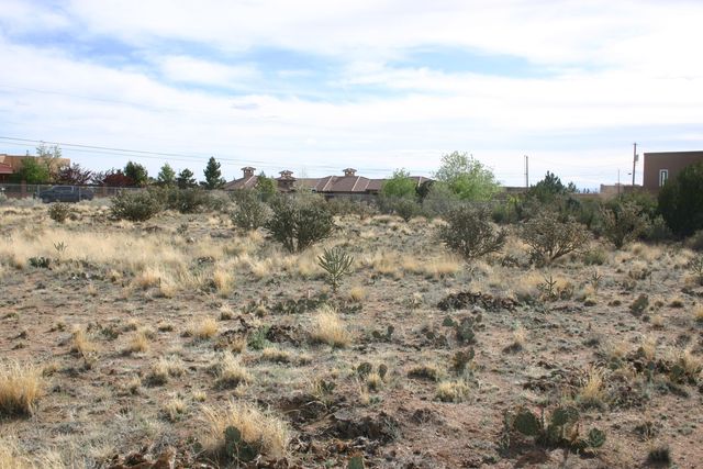 11301 Carmel Avenue NE, Albuquerque, NM 87122