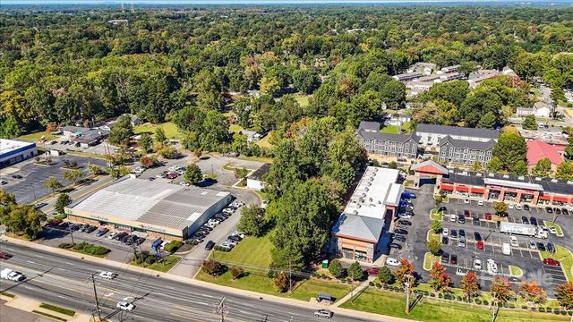 5005 N Tryon Street, Charlotte, NC 28213