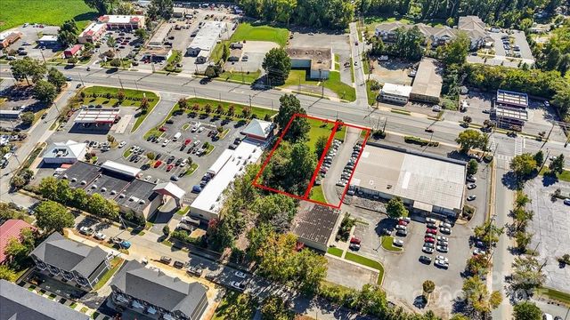 5005 N Tryon Street, Charlotte, NC 28213