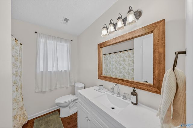 124 W Emert Road, Huntsville, AL 35811