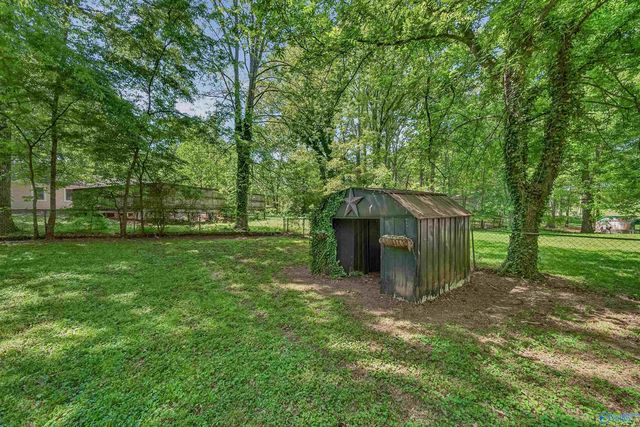 124 W Emert Road, Huntsville, AL 35811