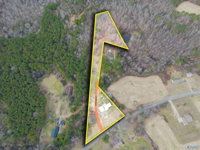 8801 County Road 19, Section, AL 35771