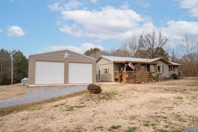 8801 County Road 19, Section, AL 35771