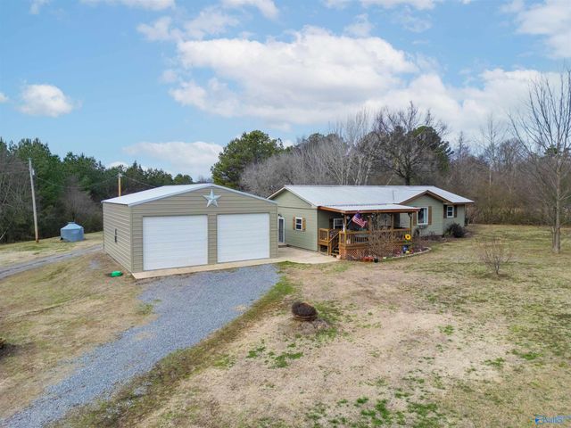 8801 County Road 19, Section, AL 35771