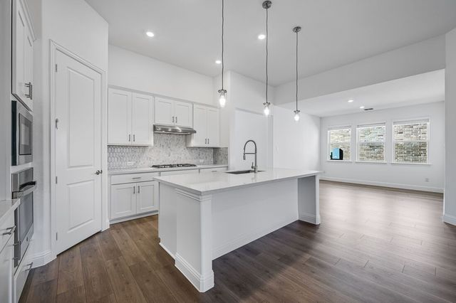 331 Trillium Street, Oak Point, TX 75068