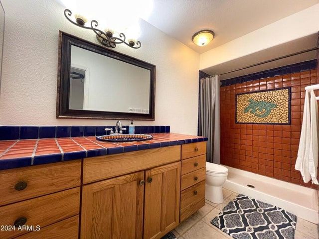 18802 N 44th Place, Phoenix, AZ 85050