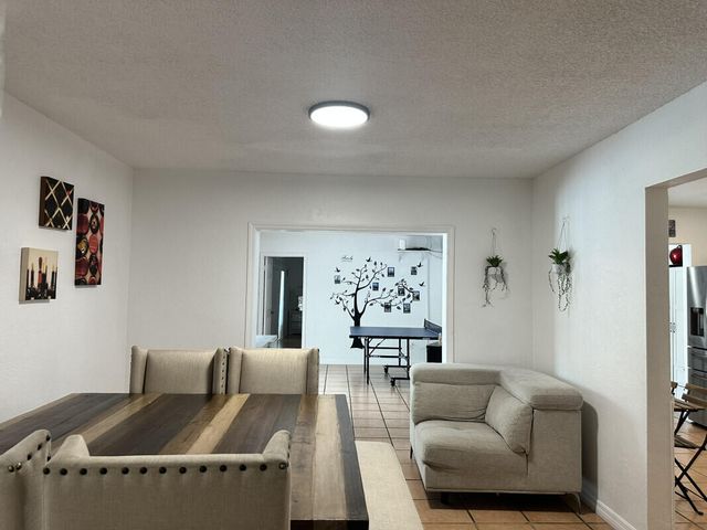 6940 Plantation Road, Plantation, FL 33317