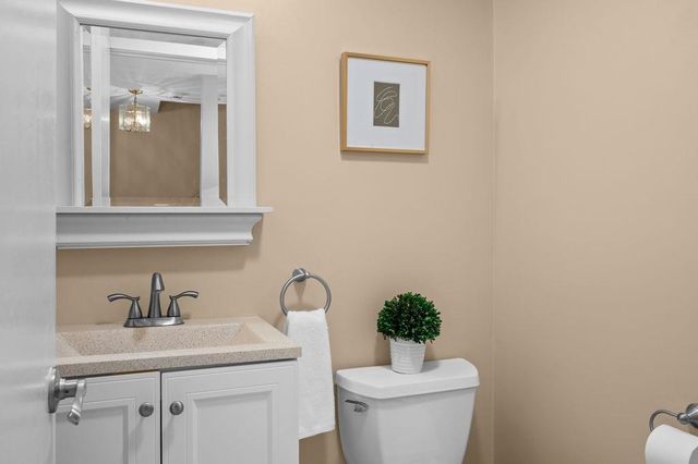 23 Cusack Rd Unit 29, Hampton, NH 03842