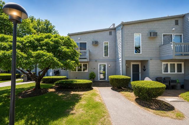 23 Cusack Rd Unit 29, Hampton, NH 03842