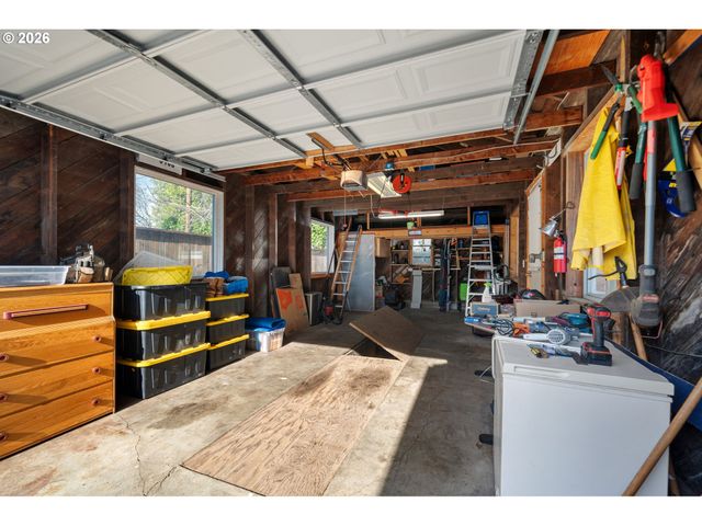 3108 E 28TH St, Vancouver, WA 98661