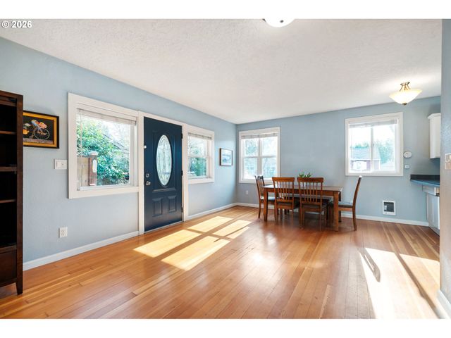 3108 E 28TH St, Vancouver, WA 98661