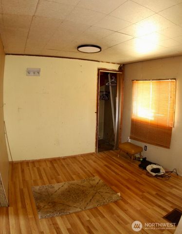1734 Snyder Avenue, Bremerton, WA 98312