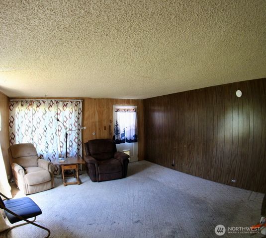 1734 Snyder Avenue, Bremerton, WA 98312