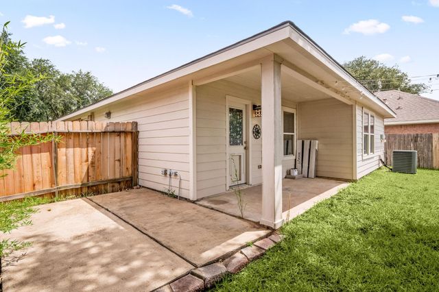 11138 Overland Trail Drive, Richmond, TX 77406