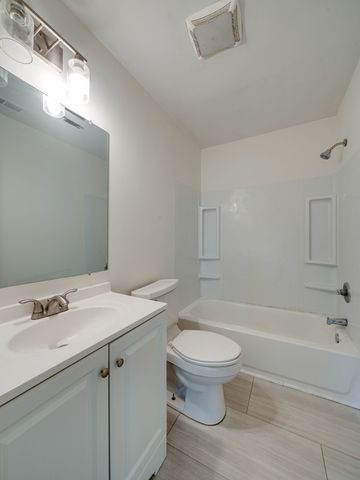 182 Sunset Ct, Clarksville, TN 37042