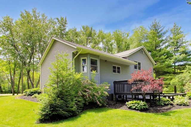 9770 276th AVENUE, Trevor, WI 53179