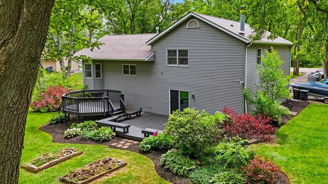 9770 276th AVENUE, Trevor, WI 53179