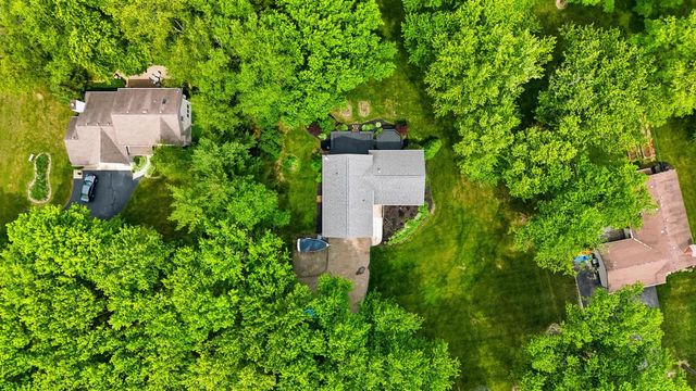 9770 276th AVENUE, Trevor, WI 53179
