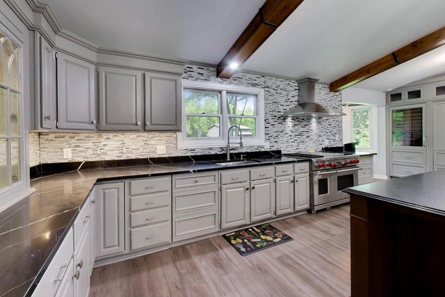 9770 276th AVENUE, Trevor, WI 53179