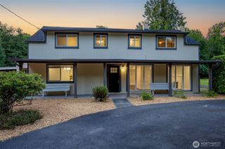 1524 26th Avenue NE, Olympia, WA 98506