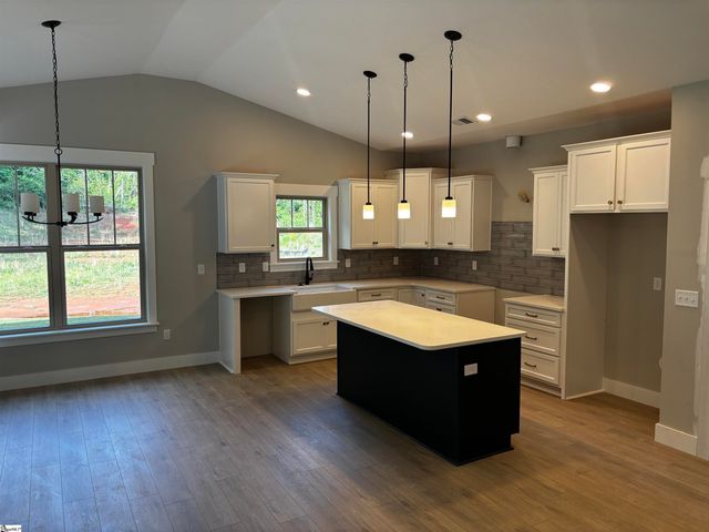 109 Powell Court, Easley, SC 29640
