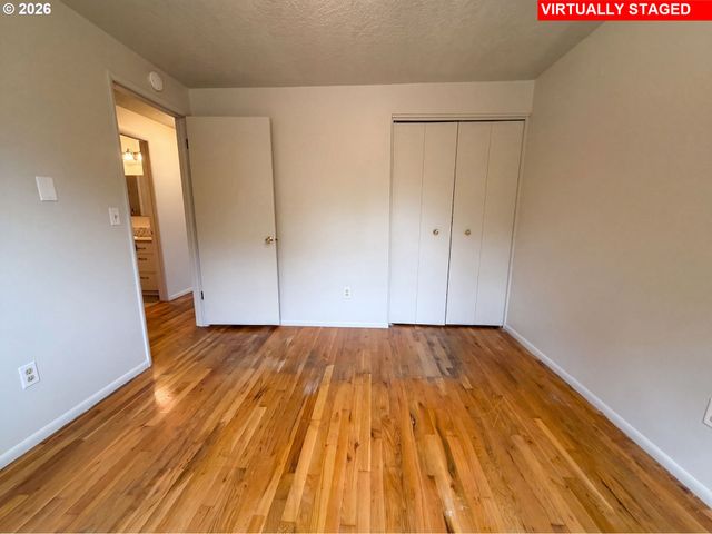 3910 Se 71ST Ave, Portland, OR 97206