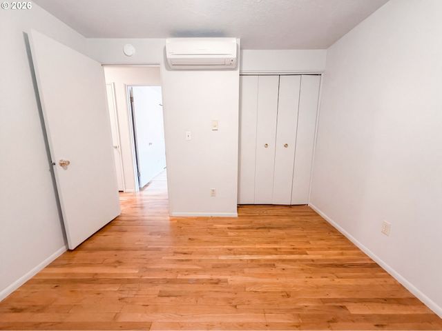 3910 Se 71ST Ave, Portland, OR 97206