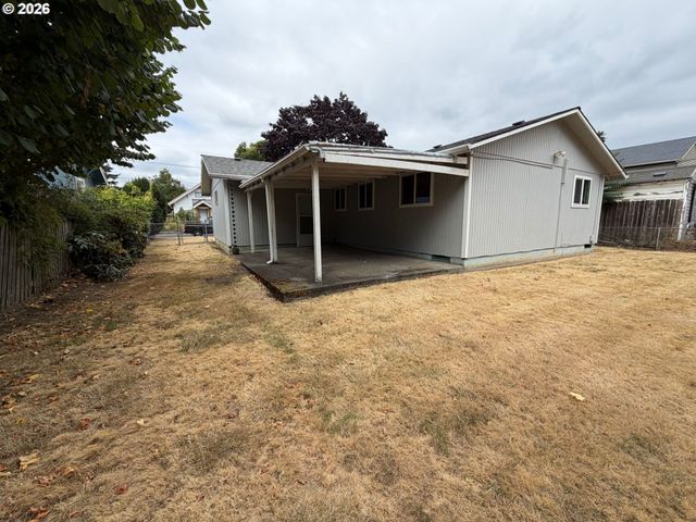 3910 Se 71ST Ave, Portland, OR 97206