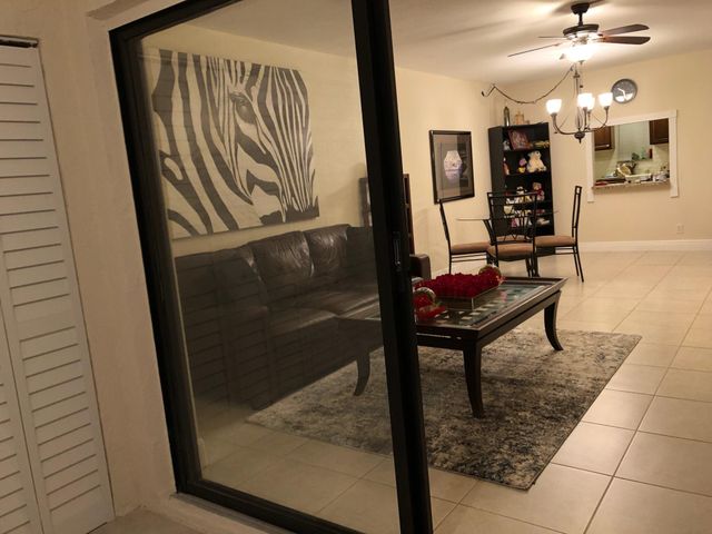 9300 SW 8th Street 101, Boca Raton, FL 33428