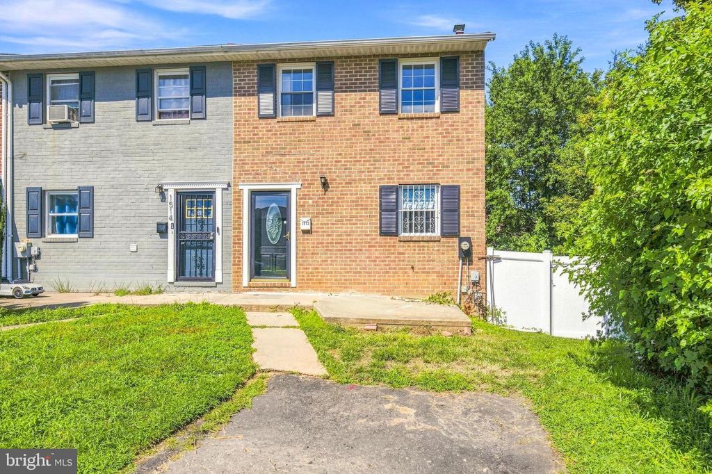1512 ROOSEVELT DR, SHARON HILL, PA 19079 — photo 2
