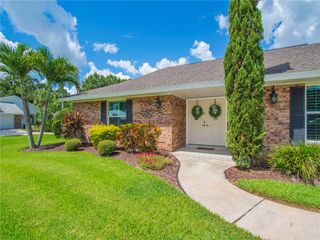 835 32nd Avenue, Vero Beach, FL 32960