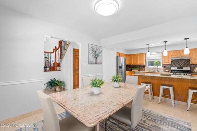 6 Pittsfield Road, Howell, NJ 07731