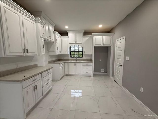 4195 Chapotito Street, Rio Grande City, TX 78582