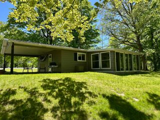 8942 E M-20, Newfield Twp, MI 49421