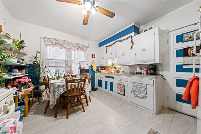 3921 Sackett Avenue, Cleveland, OH 44109