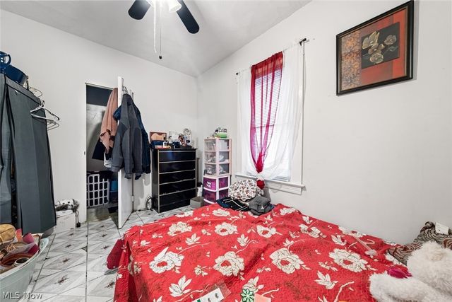 3921 Sackett Avenue, Cleveland, OH 44109