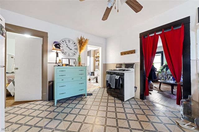 3921 Sackett Avenue, Cleveland, OH 44109