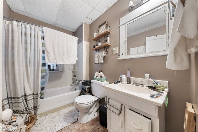 3921 Sackett Avenue, Cleveland, OH 44109